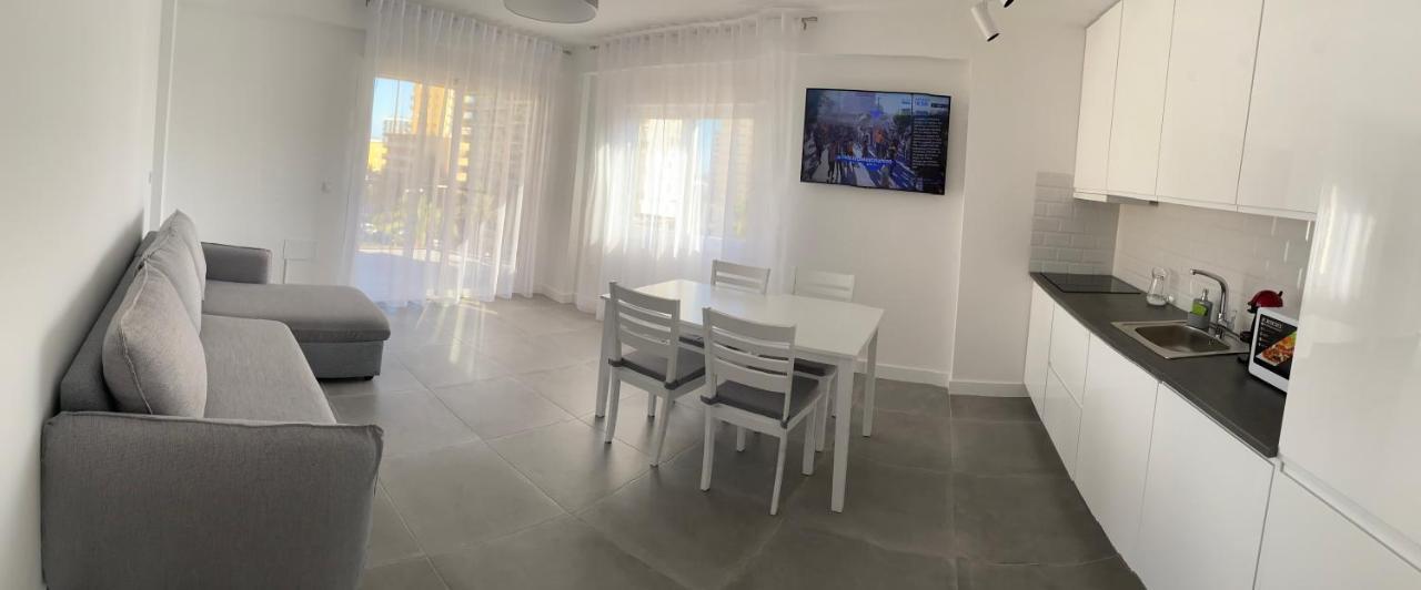 Apartamentos La Gaviota Roquetas de Mar Bagian luar foto
